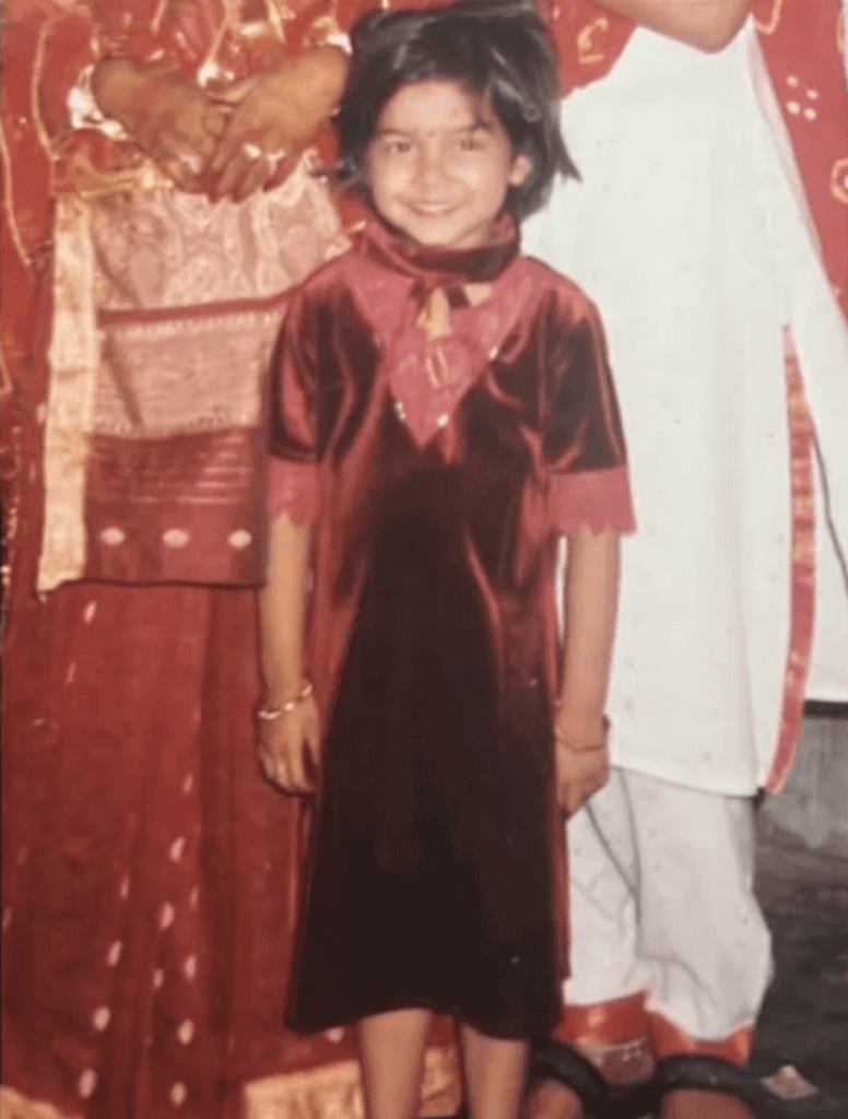Manisha Rani's childhood image - GlamWorldTalks.com